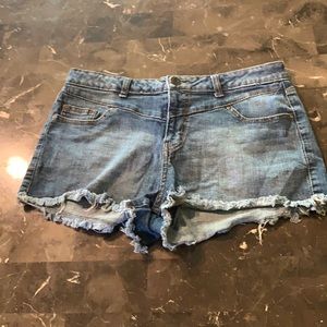 Hippie Laundry || Blue Jean Shorts || Size 31